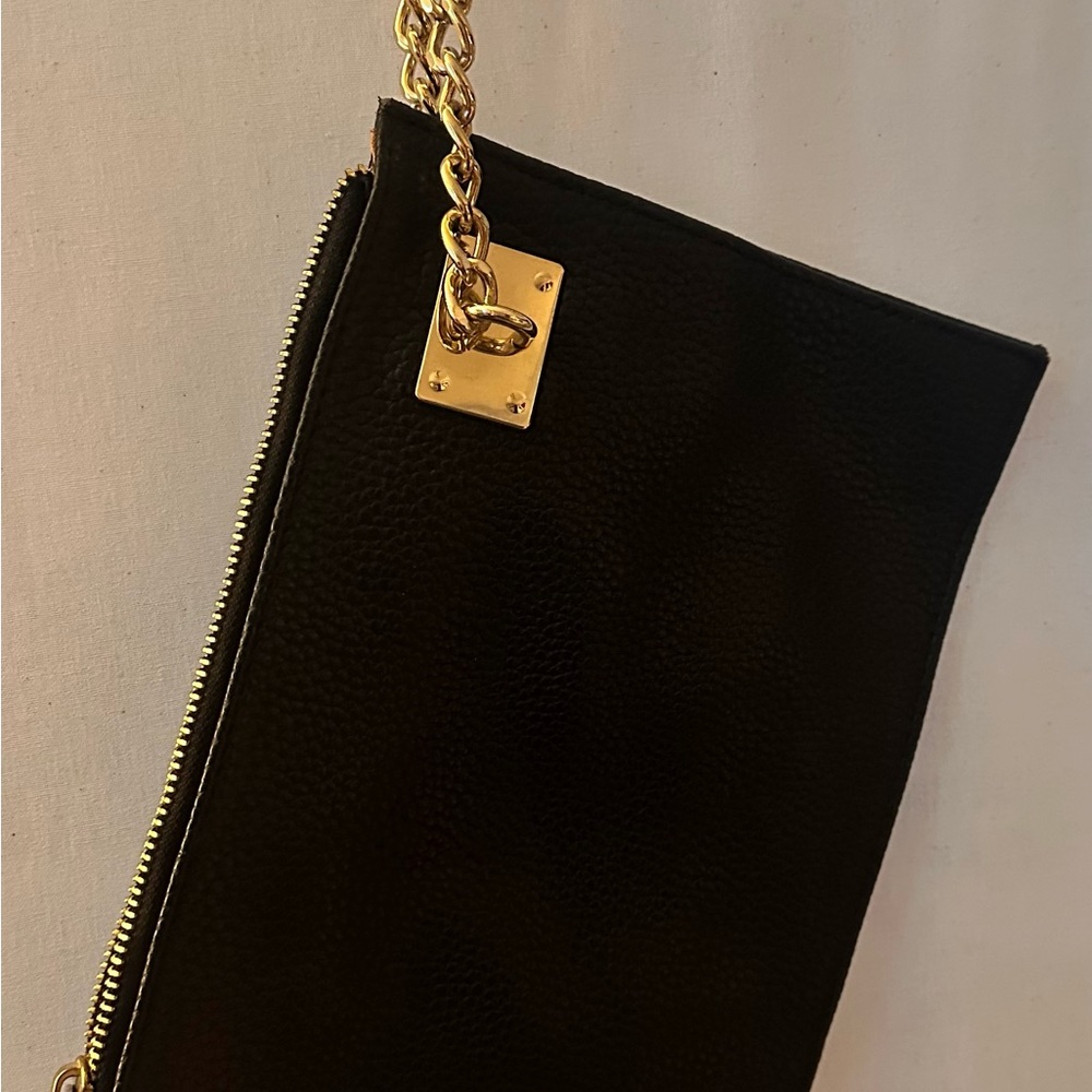 Elegant Black Chain Clutch